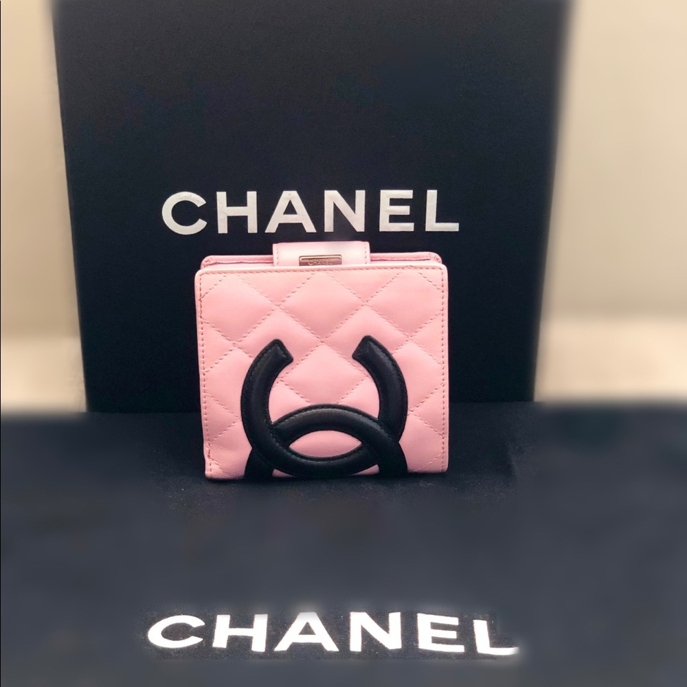 💯 CHANEL Calfskin Quilted Cambon  Bi-Fold Wallet